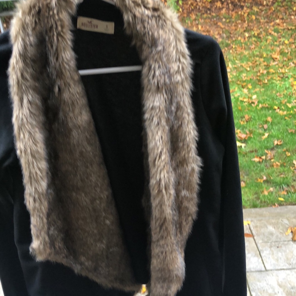 Hollister faux fur black cardigan/jacket. Size S. - Picture 7 of 8